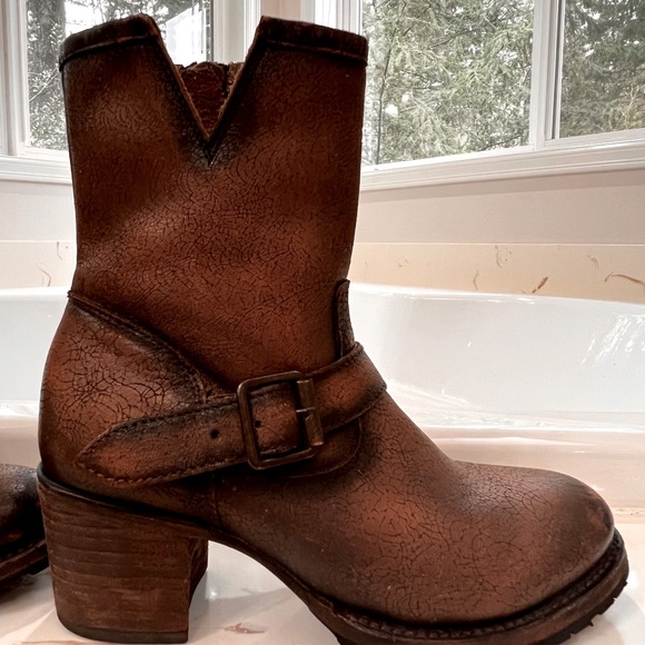 Freebird Carlito Distressed Brown 